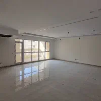 156متر با نورگیری عالی و چشم انداز زیبا