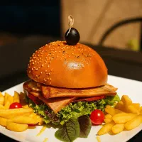 باریستا ،کمک اشپز،سالن کار،آماده سازی