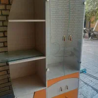 کمد ویترین دار