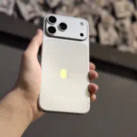 ایفون۱۷پرومکس یک ترا