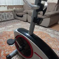 دوچرخه ثابت کیپ فیت نقره ای دست دوم|تجهیزات ورزشی|قم, پردیسان|دیوار
