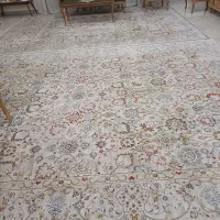 2 عدد فرش 12 متری در حد نو  طرح ابریشم