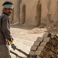 نیازمند نیروی کارگر ساده