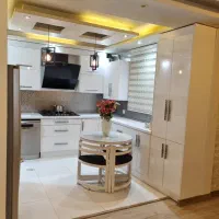 100متر-روبه-افتاب-طبقه-سوم-واقعی