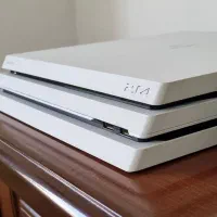 ps4pro سفید صدفی کپیخور+فولبازی+هدفون و کیف|کنسول، بازی ویدئویی و آنلاین|تهران, اکباتان|دیوار