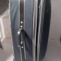 چمدان نیاز به تعمیر