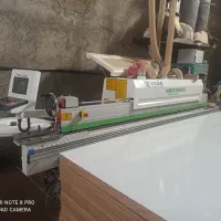 لبه چسبان و دور کن پایون