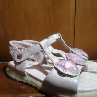 بوت و کفش بچه گانه|کیف، کفش، کمربند|برخوار, |دیوار