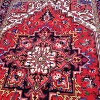 یک جعفت فرش هریس تاجری با نخ اعلا