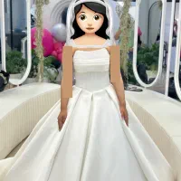 لباس عروس همراه با ژپون