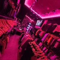 استخدام در بوتیک زنانه