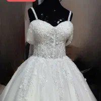 لباس عروس کاملا نو و تن نخورده بعلت جمع آوری مزون|لباس|آستانه اشرفیه, |دیوار