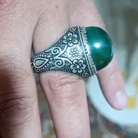 انگشتر نقره خوش رکاب سنگ یشم