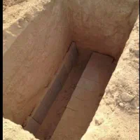 چاه کن و قبر کن