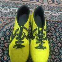کفش فوتبال سایز 38