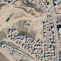 زمین-در-بازرگان