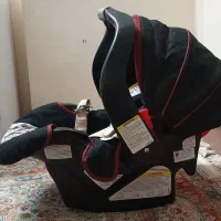 کریر گراکو به همراه پایه نگهدارنده