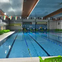 آموزش شنا آقایان در قزوین ویژه پاییز