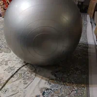 توپ پیداست و حلقه کمر