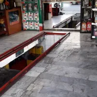 کارگر تعویض روغن