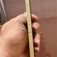 نیاز به تعمیر نمایشگر Z Flip 6|موبایل|اصفهان, دانشگاه اصفهان|دیوار