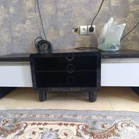 زیر تلوزیون