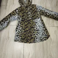 کاپشن دخترانه|کفش و لباس بچه|هشتگرد, شهرک بعثت|دیوار