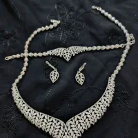 ست گوشواره و دستبند و گردنبند نقره