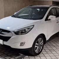 توسان 2400 . تک برگ، دو دف. بی‌رنگ. کم کار