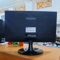 مانیتور ۲۰ اینچ سامسونگ سالم و کامل|قطعات و لوازم جانبی رایانه|یزد, |دیوار