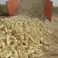 فروش آجر و ماسه وغیره