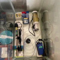 اکواریم با لوازم کامل