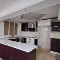 پنجره آهنی و درب چوبی