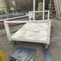 سه عدد چرخ دستی