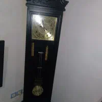 ساعت ایستاده درحدودنوفقط یکونیم