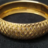 طلا با ۲ درصد