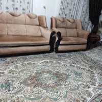 مبل 7 نفره دسته چوبی در حد نو