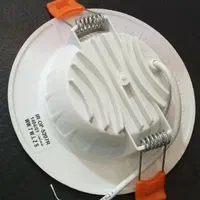 پنل ۷وات هالوژن ضمانتی|لامپ و چراغ|گرگان, |دیوار