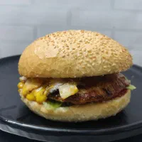 همکار خانم فست فود