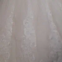 لباس عروس در حد نو