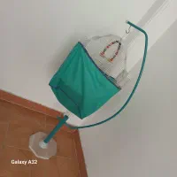 قفس پرنده با پایه ی سنگی