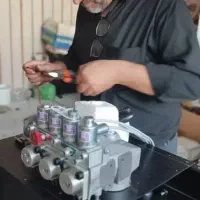 تعمیرات تخصصی کلیه درب های برقی|خدمات پیشه و مهارت|شاهین‌شهر, مخابرات (شهید بهشتی)|دیوار