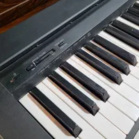 فروش پیانو پرتابل یاماها P45 همراه پایه و پدال|پیانو، کیبورد، آکاردئون|اردبیل, |دیوار