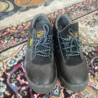 کفش کار فروشی
