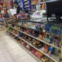 فروشنده سوپر مارکت