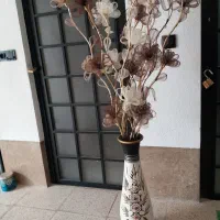 گل وگلدان