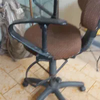 اینه وکنسول وصندلی گردان
