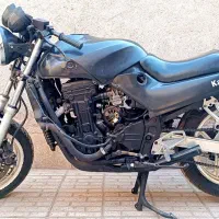 کاوازاکی 750