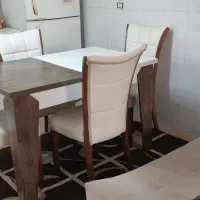 میز ناهار خوری ۴ نفره