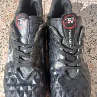 کفش چمن سایز ۳۷